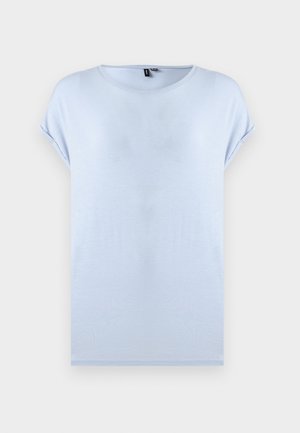 Hellblaues T-Shirt mit kurzen Ärmeln und rundem Ausschnitt, aus weichem Stoff; verfügt über umgeschlagene Ärmel und eine lockere Passform. Glatte Textur.