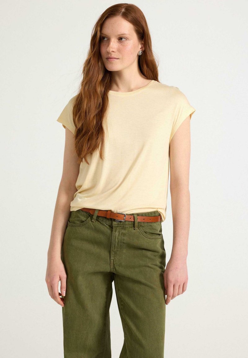 Lindex SHORT-SLEEVED - T-shirt basic - light yellow