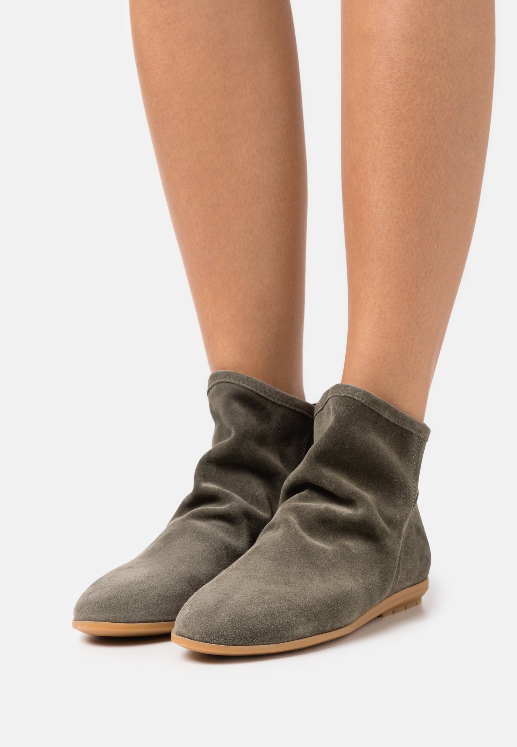 Botines Biena Chelsea de color Kaki Musse \u0026 Cloud para mujer — ZAMORAshop