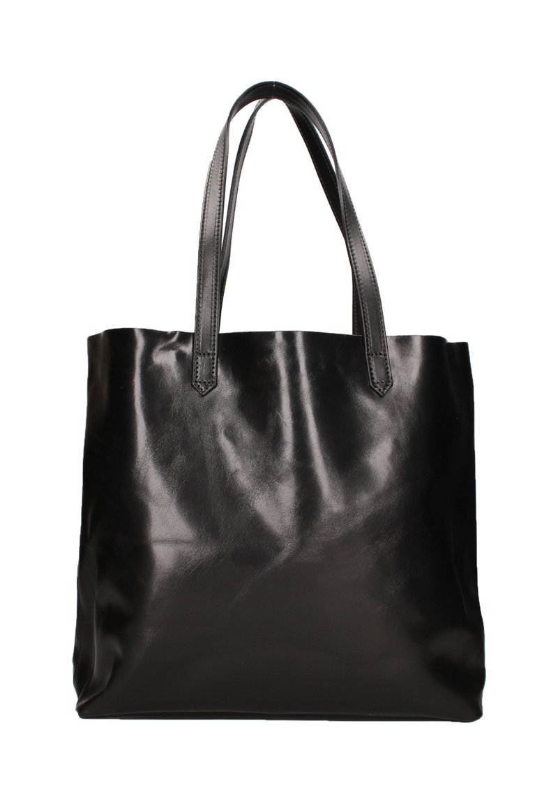 Zwarte leren schoudertas met een gladde textuur, twee lange handvaten en een open bovenkant, met een eenvoudig en minimalistisch ontwerp.