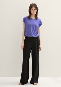 TOM TAILOR DENIM FLUENT TEE - T-shirt basic - vibrant purple
