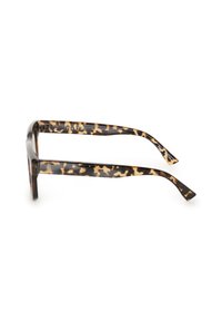 Occhiali da sole in acetato tartarugato con montatura rettangolare; aste eleganti con un motivo chiaro e marcature dorate per il branding.