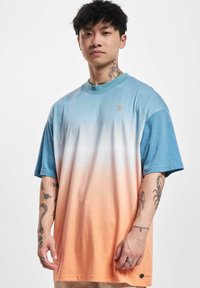 Just Rhyse - Print T-shirt - green Thumbnail Image 1