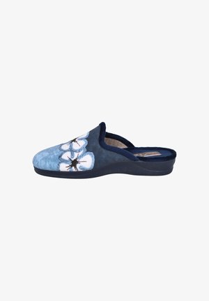 Zapatilla azul sin suela con bordado floral blanco, suela oscura y forro interior suave, mostrada de lado.