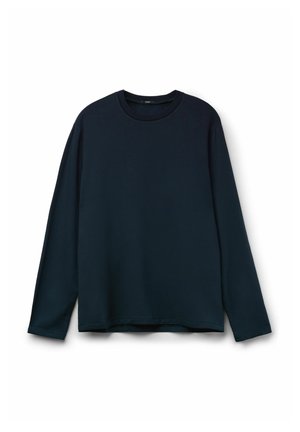 Granatowa koszulka z długim rękawem, wykonana z miękkiej bawełny, okrągły dekolt, luźny krój i proste obszycie. Gładka faktura, minimalistyczny design.
