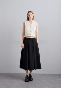 Theory IRREG - Jupe plissée - black