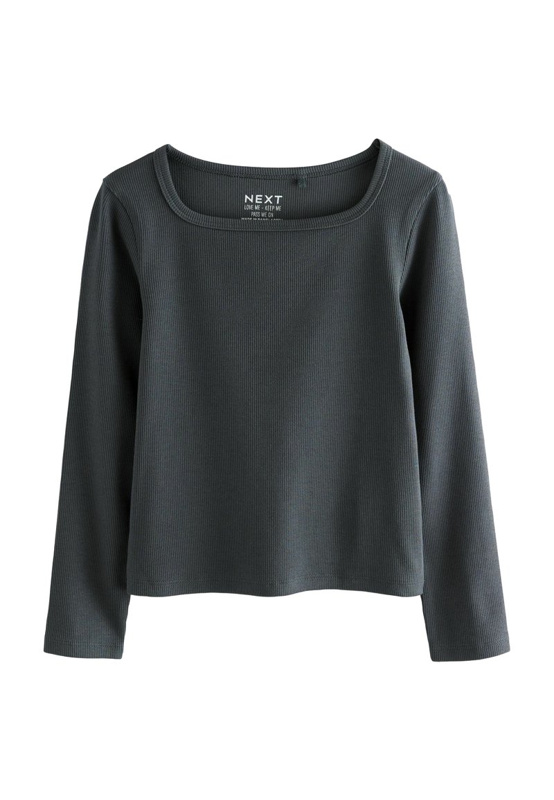 Haut gris foncé à manches longues en tissu côtelé, avec un large col rond et une coupe décontractée. Pas de motifs ou d'accents visibles.