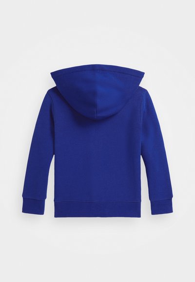 Μπλε φούτερ με κουκούλα, μακριά μανίκια και ραμμένο μανίκι. Λείο υλικό, χωρίς ορατά σχέδια, απλός σχεδιασμός και ευθεία τόση.