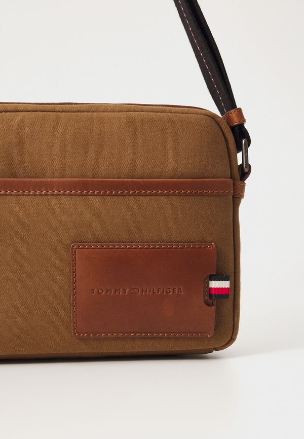CASUAL PREP CAMERA BAG - Cross body bag - clay soil3