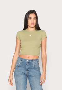 Calvin Klein Jeans CROPPED SLIM TEE - T-shirt básica - faded olive