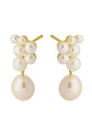 Náušnice zo žltého zlata so zhlukmi malých bielych perál a jednou veľkou perlou visiace na každom náušnici.