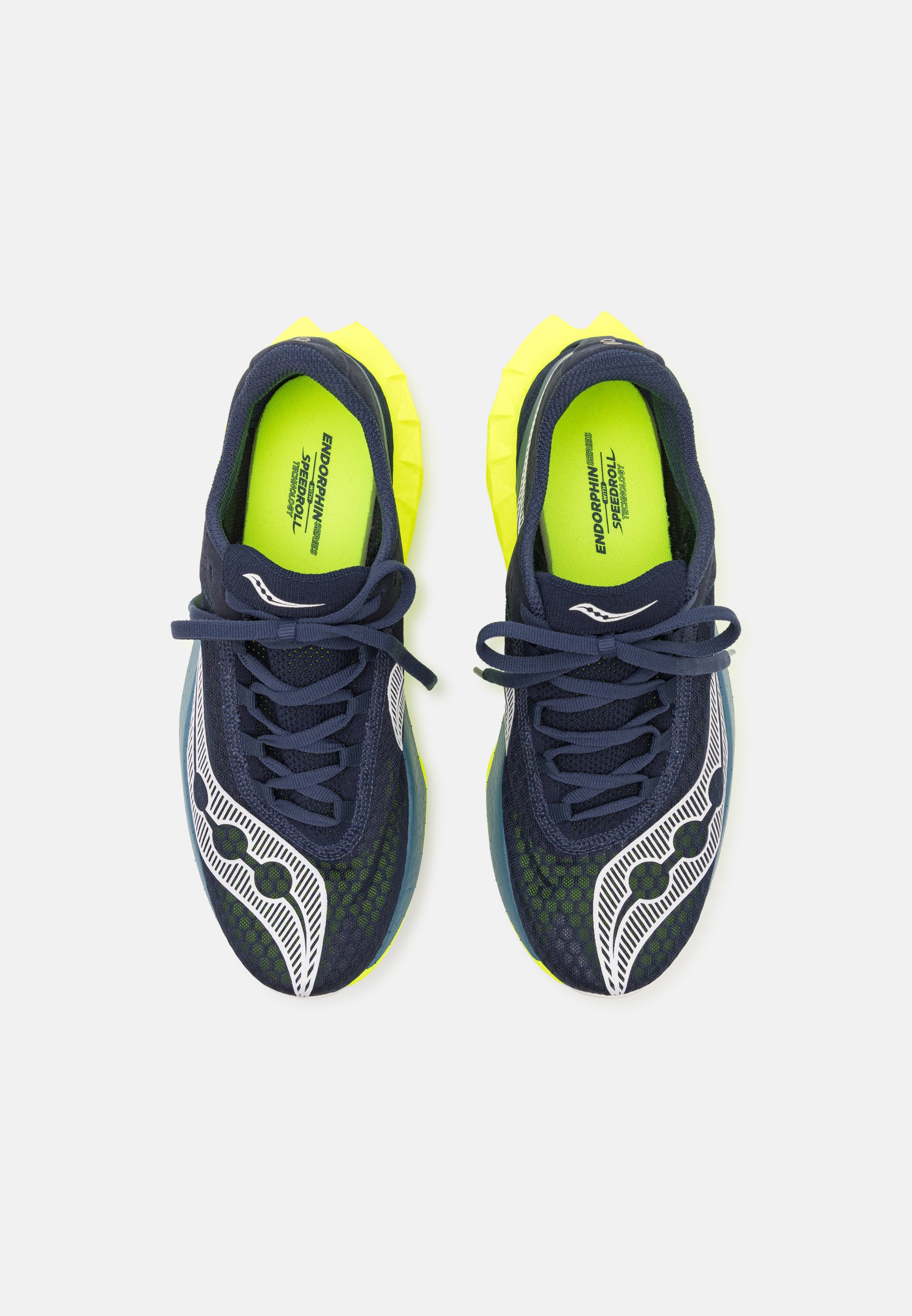 Saucony Endorphin Pro 4 Magenta Push it to the next level in