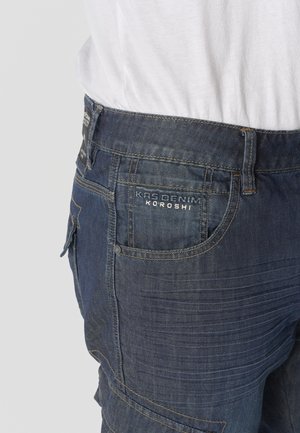 Koroshi, KOROSHI MEN'S PIRATE CARGO SHORTS - Pantaloni scurți din denim - azul osc   dark blue