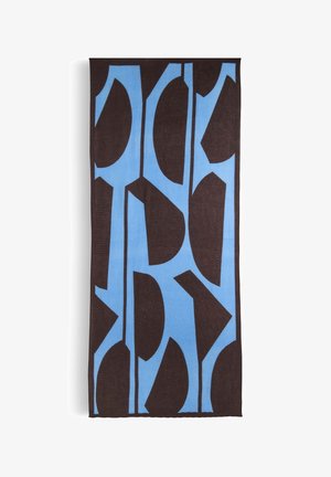 Asciugamano da spiaggia in cotone con motivo, caratterizzato da uno sfondo marrone con grandi forme astratte blu audaci. La texture a coste migliora il dettaglio visivo.