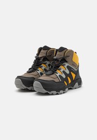 Geox MAGNETAR BOY ABX - Botines con cordones - brown/dark yellow