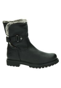 Botas de cuero negro con un forro de piel sintética plegable, detalle de hebilla en el costado y una suela resistente para tracción.