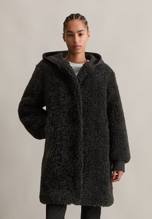 Wintermantel - black