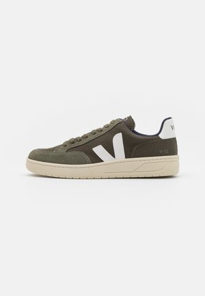 V-12 - Sneakers basse - olive/white
