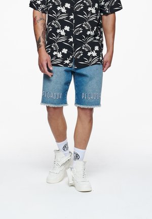 ELDER - Jeansshorts - washed vintage blue