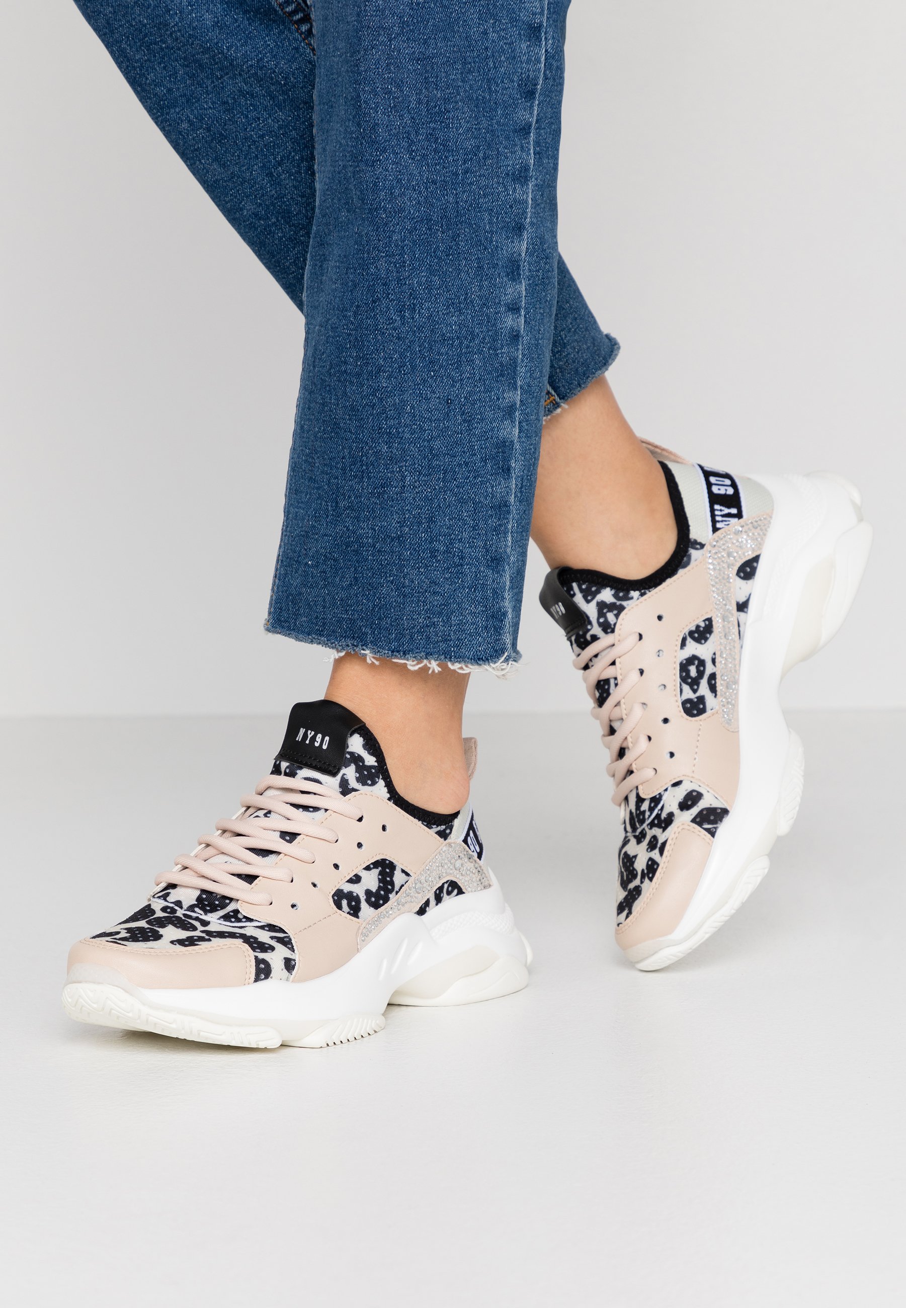 Steve Madden | Buy Steve Madden online on Zalando Steve Madden | Buy Steve Madden online on Zalando