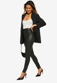 Friends Like These Legging (type pantalon) - black