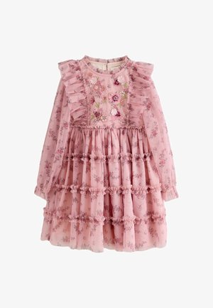 Pinkes langärmeliges Kleid mit Blumenmuster für Mädchen mit Rüschen an den Ärmeln und Stufen, bestickten Blumen auf der Brust und einem gerafften Bund.