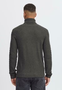 Blend Vesta - charcoal mix