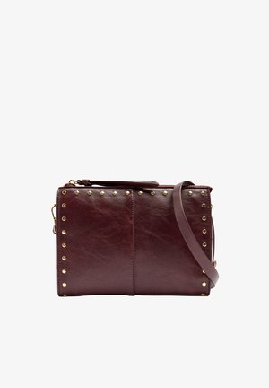 PARFOIS, CRACKED, czerwony