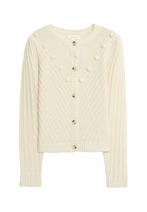 Cárdigan de punto color crema con un patrón de diamantes texturizado, cuello redondo, botones en la parte delantera y acentos de pompones a lo largo de los hombros.