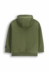 Zielona bluza z kapturem z przednią kieszenią typu kangur, ściągaczami na rękawach i u dołu oraz małą metką na rękawie. Miękka, gładka tkanina z kapturem.