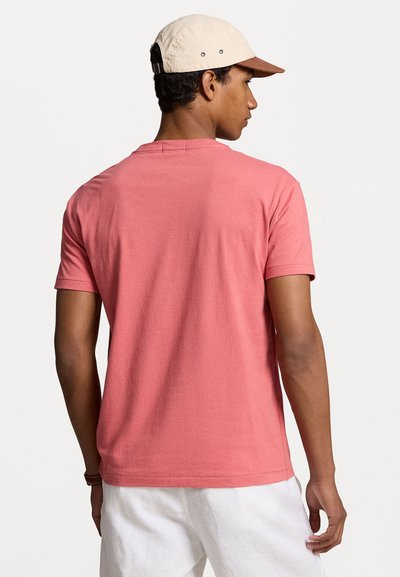 Polo Ralph Lauren CLASSIC FIT POLO BEAR JERSEY T SHIRT - Tricou cu imprimeu - adirondack berry