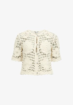 Kremfarget kortermet heklet cardigan med blomstermønstre og knappelukking, med åpent strikkedesign.