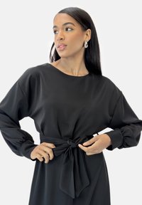 Elara ABAYA ABAYA - Maxikjoler - schwarz