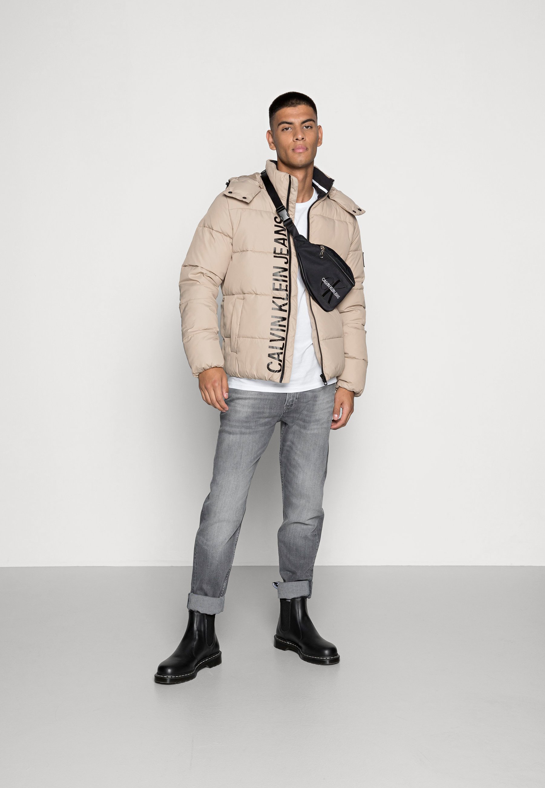 Calvin Klein Jeans ESSENTIALS - Giacca invernale - crockery/beige -  Zalando.it