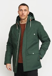 Unselected, darkgreen