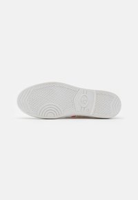 Le Temps Des Cerises BASIC  - Sapatilhas - tila white