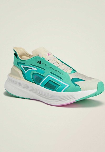 adidas by Stella McCartney ULTRABOOST 5 - Road running shoes - mint rush   cloud white   sand