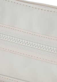 Gerry Weber ECHOES - Borsa a tracolla - bleached sand