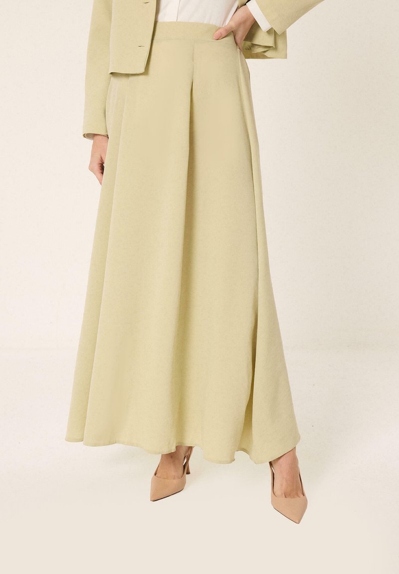 Touché Privé SKIRT AND JACKET 2-PIECE SET - Pleated skirt - green