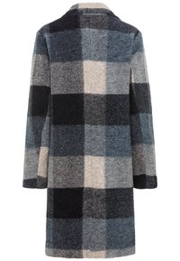 Wollen jas met een geruit patroon in donkerblauw, lichtgrijs en crème. Lange mouwen, met een reverskraag en een knielange snit.