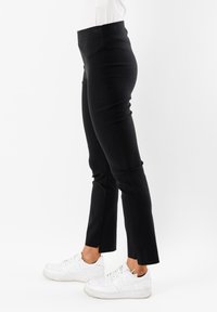 MESANGE Pantaloni - nero