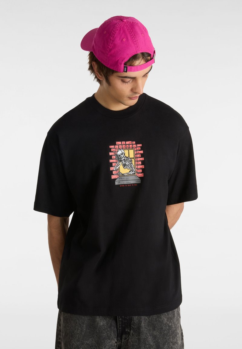 Vans - SKULL WINDOW - Print T-shirt - black, Enlarge