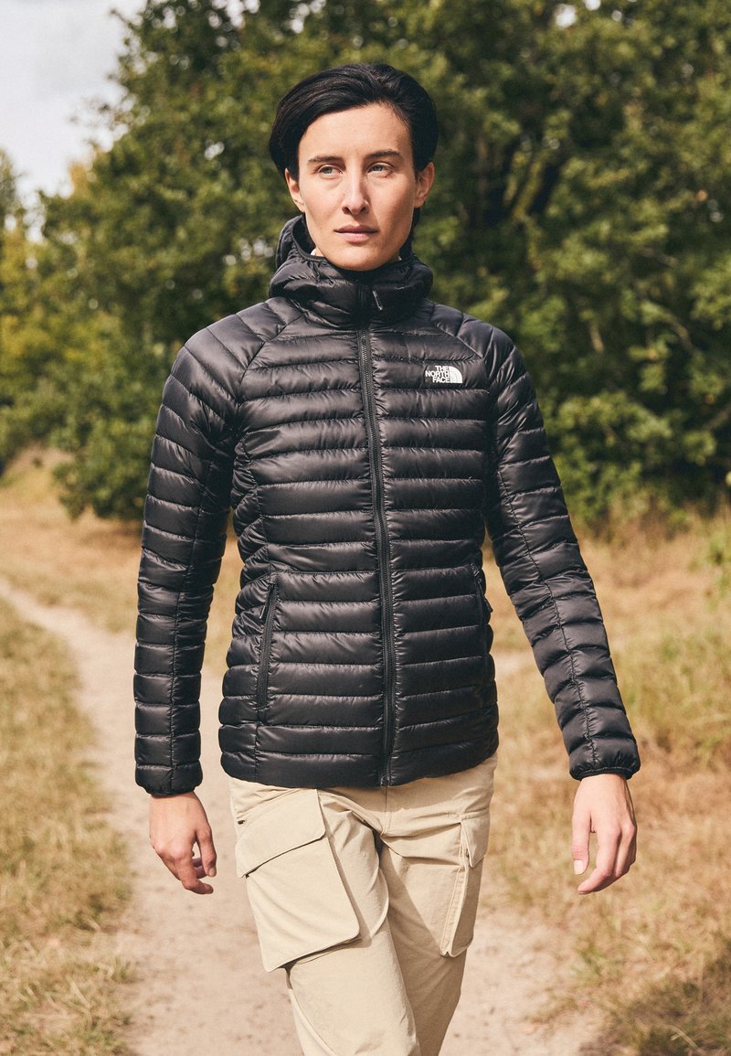 The North Face BETTAFORCA HOODIE - Jakna ispunjena paperjem - black
