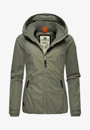 Oliwkowa wodoodporna kurtka z kapturem, z zamkiem błyskawicznym z przodu oraz dwoma bocznymi kieszeniami. Posiada elastyczne mankiety i wewnętrzną podszewkę z nadrukiem.