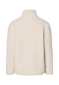 Polarowy sweter w jasnym beżu, miękka tekstura, wysoki kołnierz, długie rękawy, prosty krój, minimalne szwy i brak widocznych zapięć.