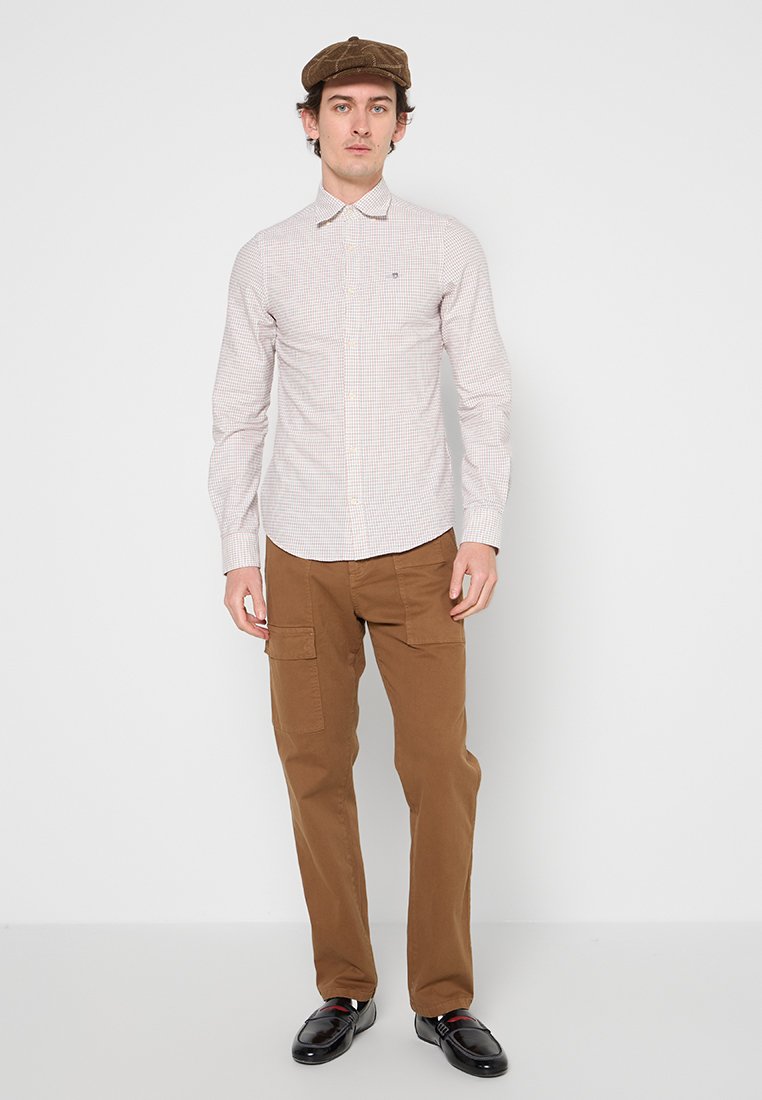 TATTERSALL SLIM FIT
