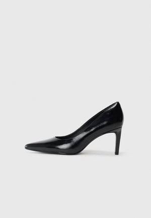 High heels - black