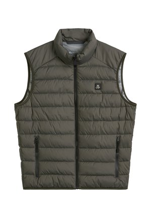 Herrens ärmellose Weste in Dunkeloliv, gesteppter Gestaltung, hoher Kragen, Frontreißverschluss und zwei seitliche Reißverschlusstaschen. Mit Logo-Patch.