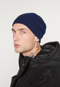 Bickley+Mitchell Muts - navy