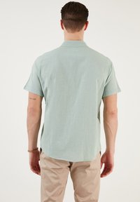 Buratti REGULAR FIT - Krekls - apple green